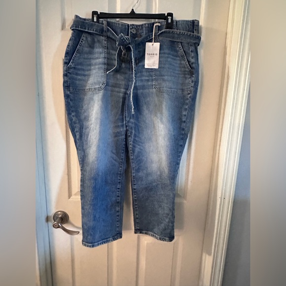 NWT Torrid Straight Vintage Stretch Mid-Rise Utility Pocket Jean Size 18s - Picture 5 of 12